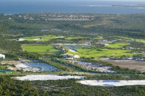 Praia do Forte GC Golfplatz und Iberostar Hotelanlage, Luftbild