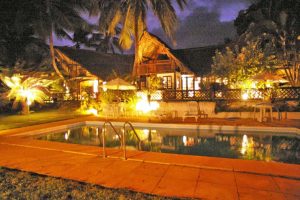 Ferienhaus Brasilien mit Pool bei Nacht